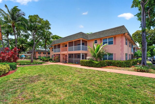 760 SE 2nd Avenue D216, Deerfield Beach, FL 33441