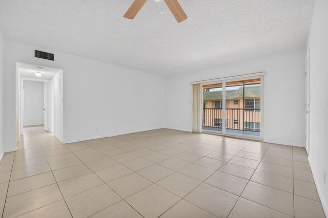 760 SE 2nd Avenue D216, Deerfield Beach, FL 33441