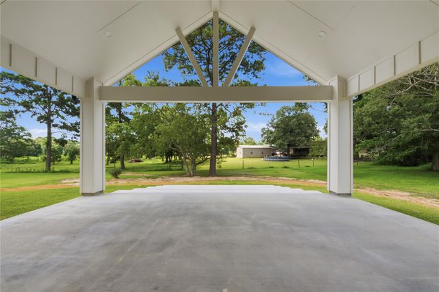 630 County Road 4023, Dayton, TX 77535