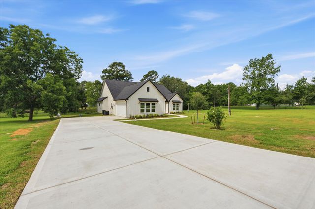630 County Road 4023, Dayton, TX 77535