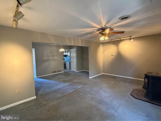 1145 PHEASANT DRIVE N, Carlisle, PA 17013