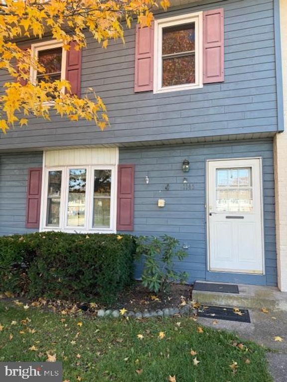 1145 PHEASANT DRIVE N, Carlisle, PA 17013