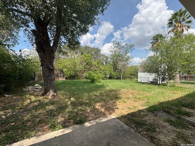 9038 OLD SKY HBR, San Antonio, TX 78242