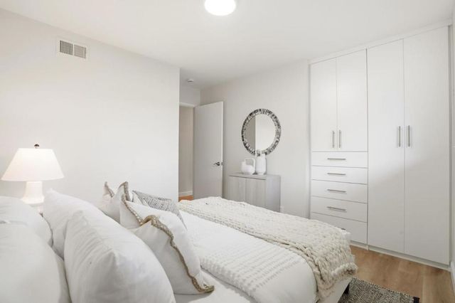 882 San Rafael Avenue, Mountain View, CA 94043