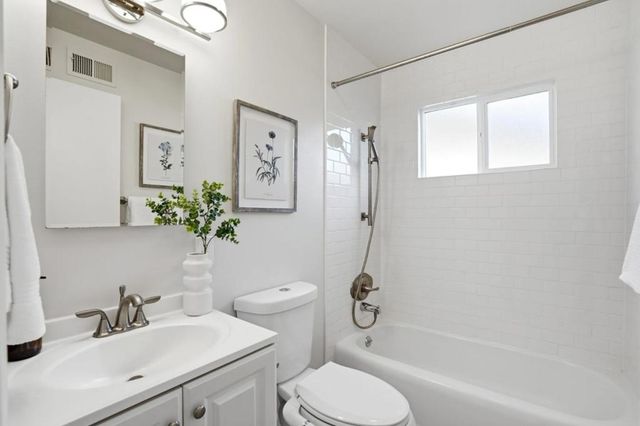 882 San Rafael Avenue, Mountain View, CA 94043