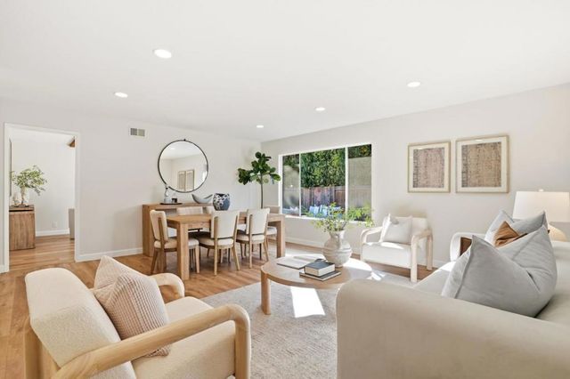 882 San Rafael Avenue, Mountain View, CA 94043