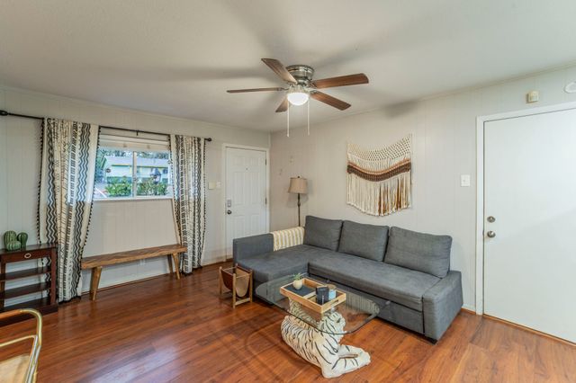 1903 Dogwood Drive, Arlington, TX 76012