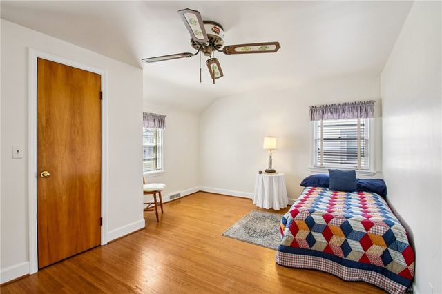 196 Belmeade Road, Irondequoit, NY 14617