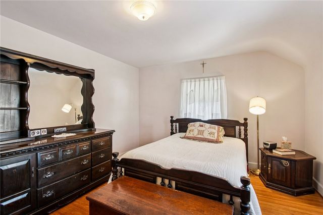 196 Belmeade Road, Irondequoit, NY 14617