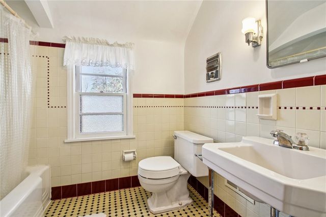 196 Belmeade Road, Irondequoit, NY 14617