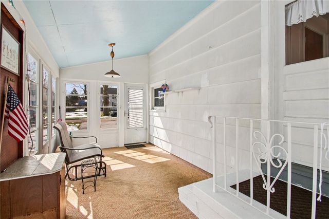 196 Belmeade Road, Irondequoit, NY 14617