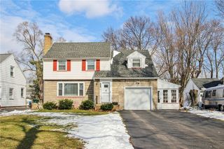 196 Belmeade Road, Irondequoit, NY 14617