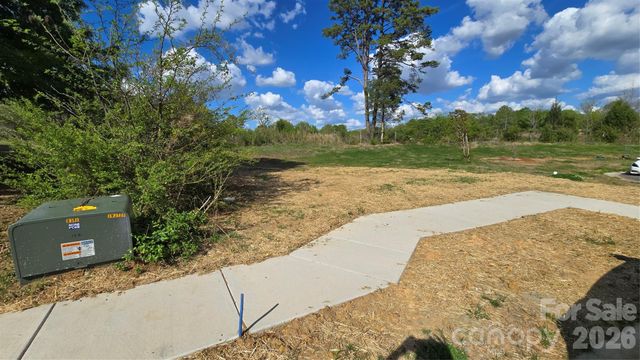 1810 Wilton Gate Drive, Charlotte, NC 28262