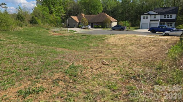 1810 Wilton Gate Drive, Charlotte, NC 28262