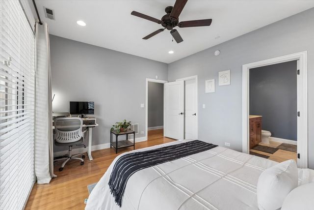 4239 N Keystone Avenue 2N, Chicago, IL 60641