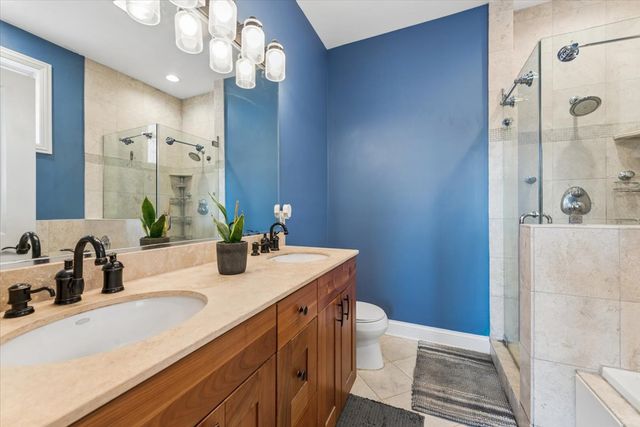 4239 N Keystone Avenue 2N, Chicago, IL 60641