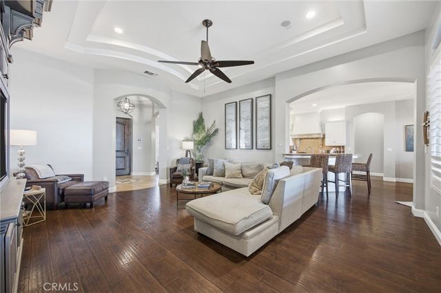 2103 Redmire St, Bakersfield, CA 93311