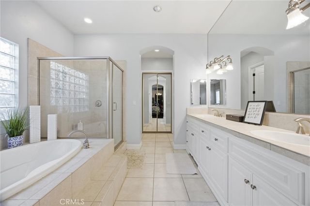 2103 Redmire St, Bakersfield, CA 93311