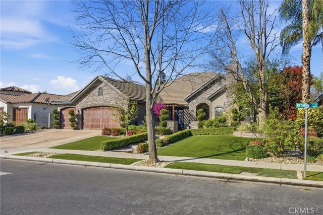 2103 Redmire St, Bakersfield, CA 93311