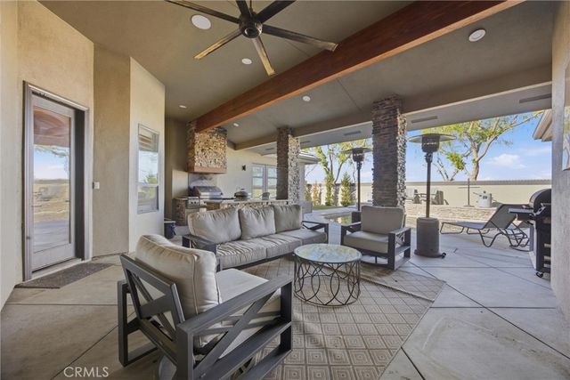 2103 Redmire St, Bakersfield, CA 93311