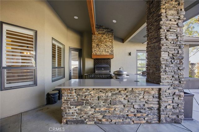 2103 Redmire St, Bakersfield, CA 93311