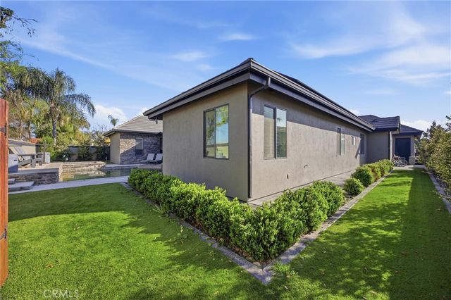 2103 Redmire St, Bakersfield, CA 93311