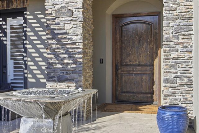 2103 Redmire St, Bakersfield, CA 93311