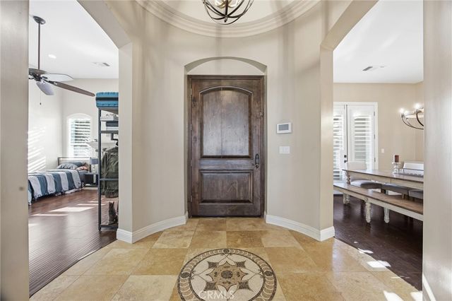 2103 Redmire St, Bakersfield, CA 93311