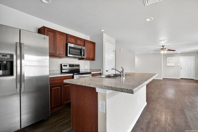 12915 Cicely Ct, St Hedwig, TX 78152