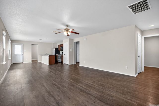 12915 Cicely Ct, St Hedwig, TX 78152