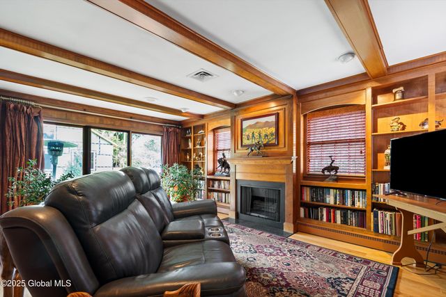 38 Horicon Avenue, Glens Falls, NY 12801