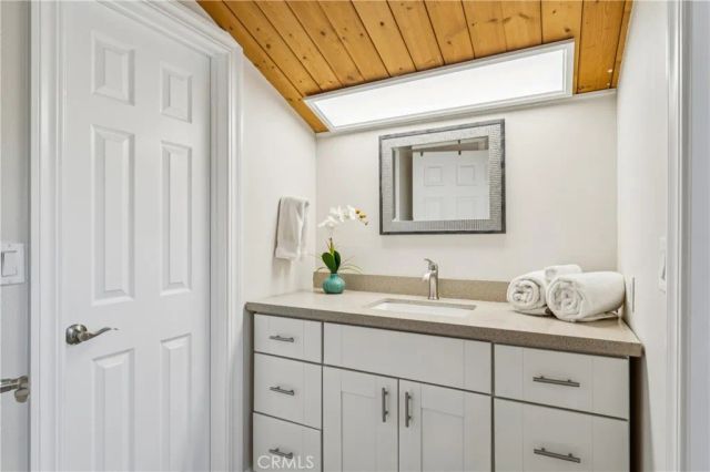 113 Brentwood, Lake Arrowhead, CA 92352