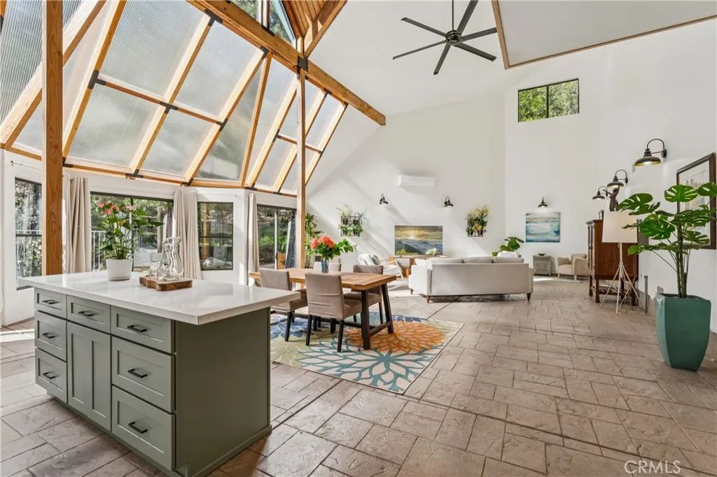 113 Brentwood, Lake Arrowhead, CA 92352