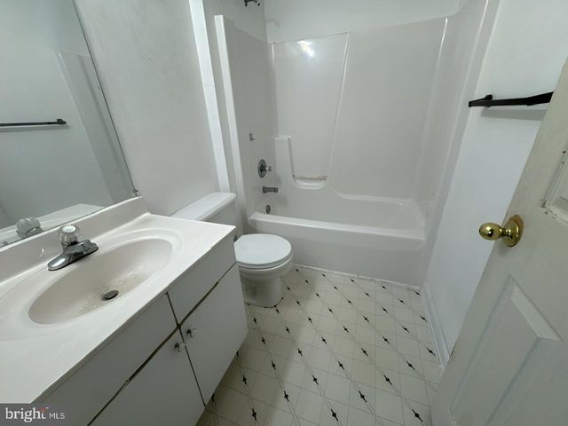 746 VILLAGER CIR, Baltimore, MD 21222