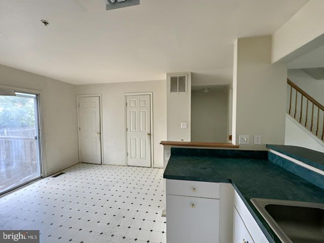 746 VILLAGER CIR, Baltimore, MD 21222