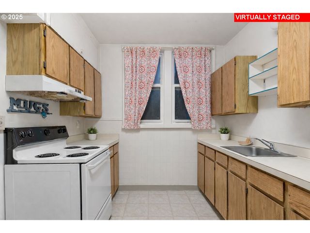 1705 Se Morrison St, Portland, OR 97214