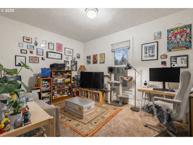 1705 Se Morrison St, Portland, OR 97214