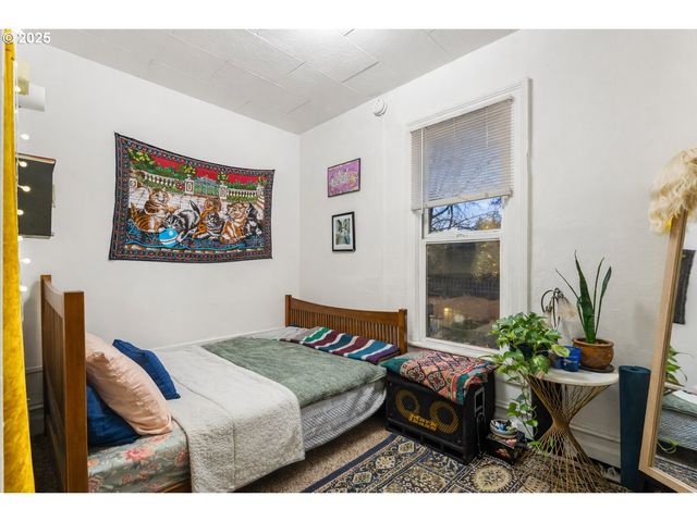 1705 Se Morrison St, Portland, OR 97214