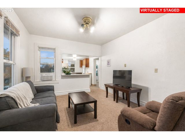 1705 Se Morrison St, Portland, OR 97214