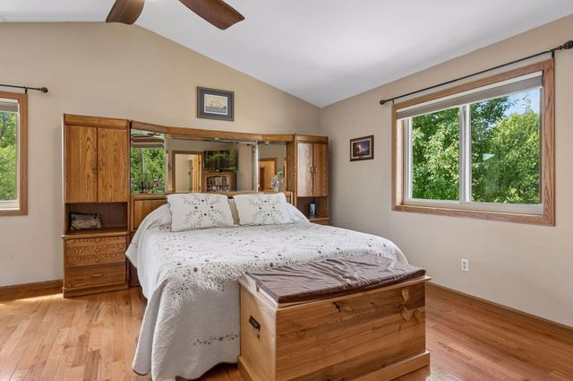 21071 Hyacinth Avenue, Lakeville, MN 55044