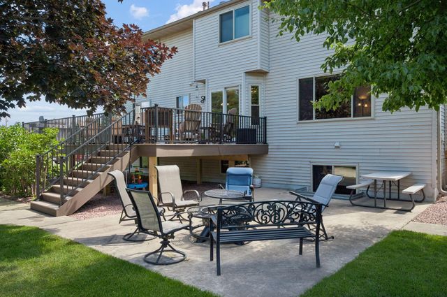 21071 Hyacinth Avenue, Lakeville, MN 55044
