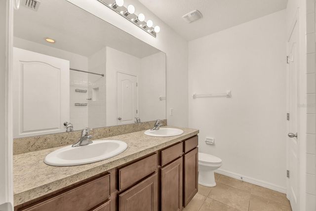13936 SNAPPER FIN LANE, Tampa, FL 33637