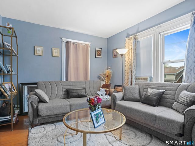 21 Ardmore Street, Fairfield, CT 06824