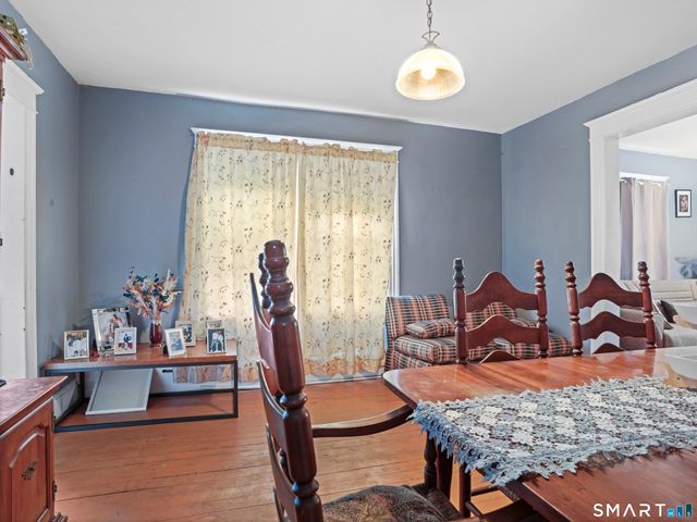 21 Ardmore Street, Fairfield, CT 06824