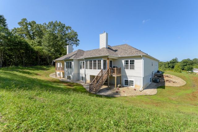 305 Waldon Drive, Battle Creek, MI 49015