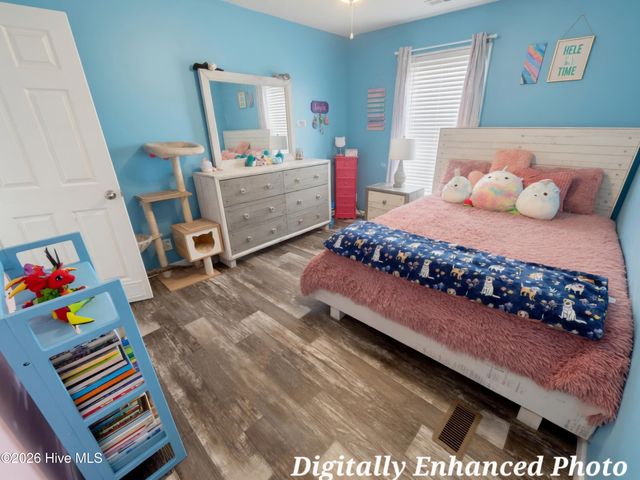 2094 Traders Neck Road, Hampstead, NC 28443