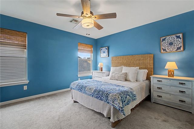 2733 N Westminster Drive, Fayetteville, AR 72704