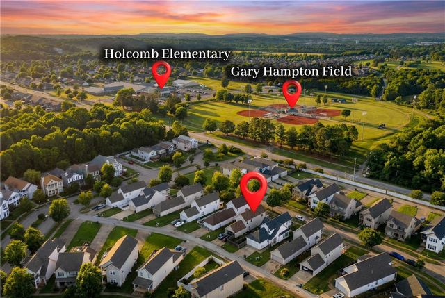 2733 N Westminster Drive, Fayetteville, AR 72704