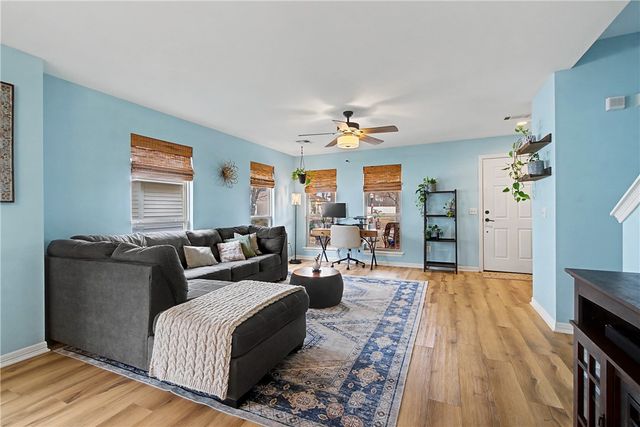 2733 N Westminster Drive, Fayetteville, AR 72704