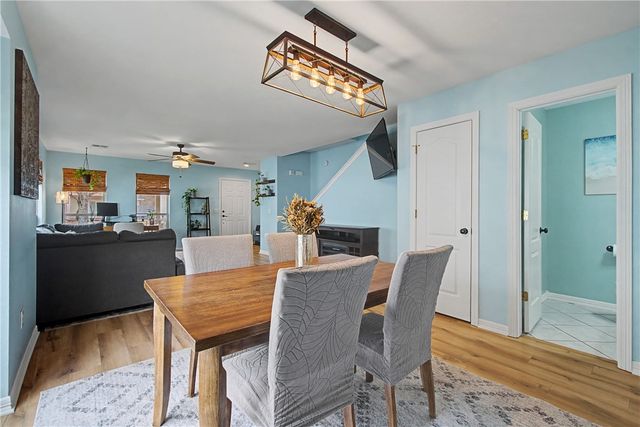 2733 N Westminster Drive, Fayetteville, AR 72704